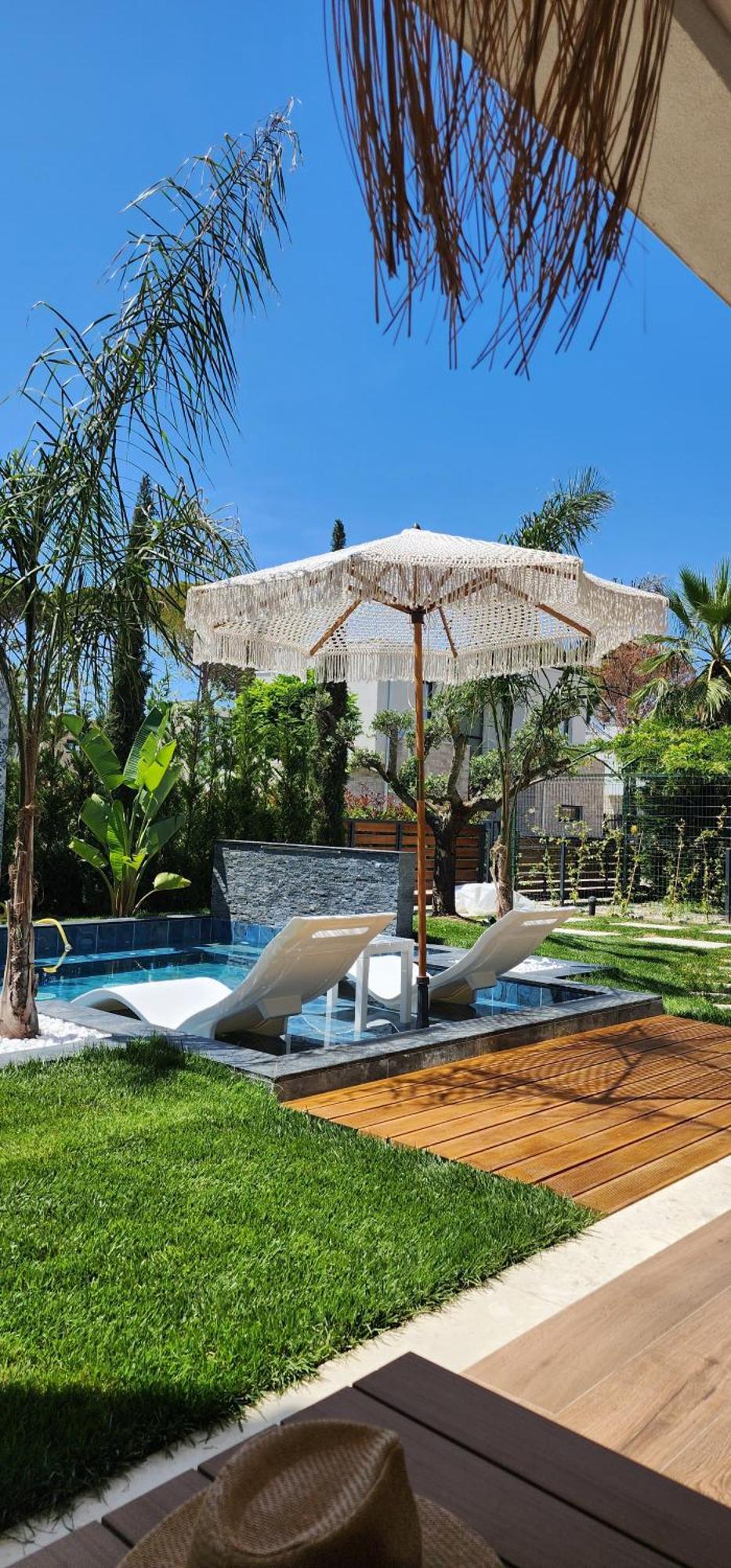 Marysol - San Pietro - Pool & Hot Tub Durrës