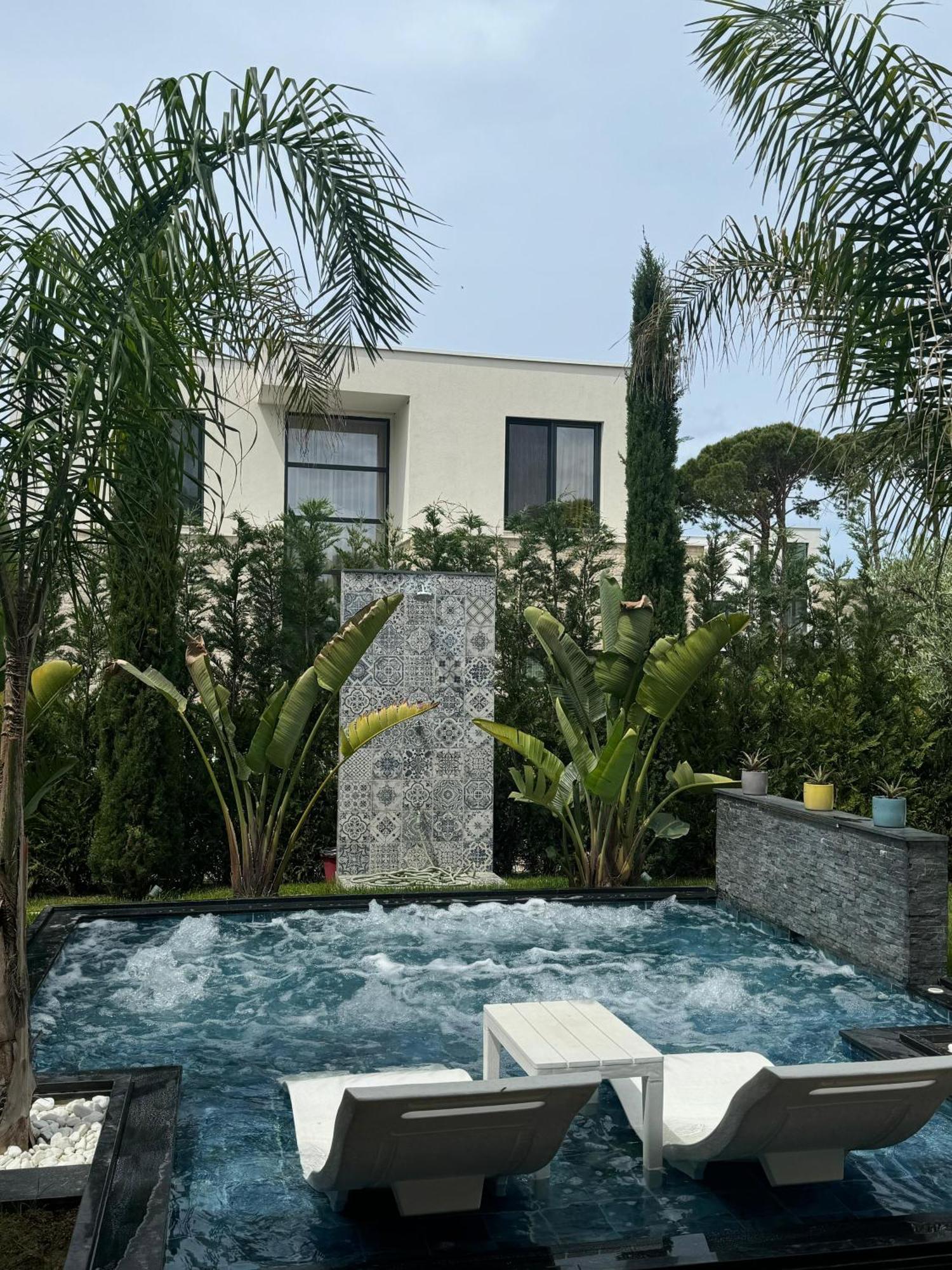 Marysol - San Pietro - Pool & Hot Tub * Durrës